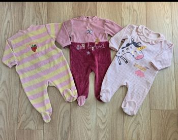 Lot de pyjamas bébé fille 6 mois