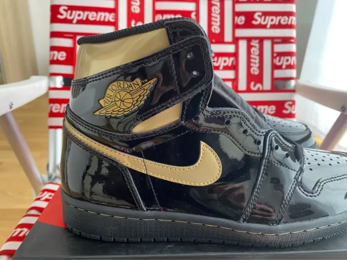 Jordan 1 retro high og black metallic gold - photo numéro 5