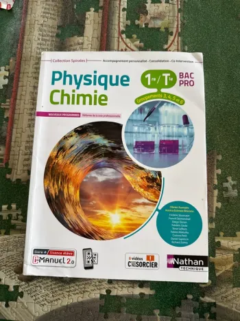 Livre physique, chimie, première bac pro