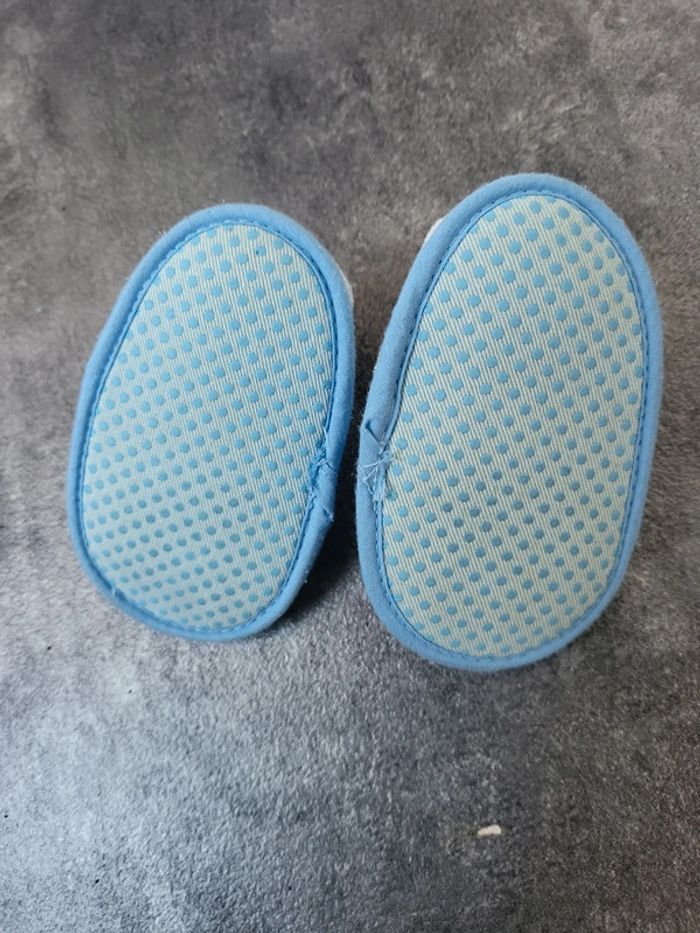 Chaussons bébé garçon 3-6mois disney neuf - photo numéro 2