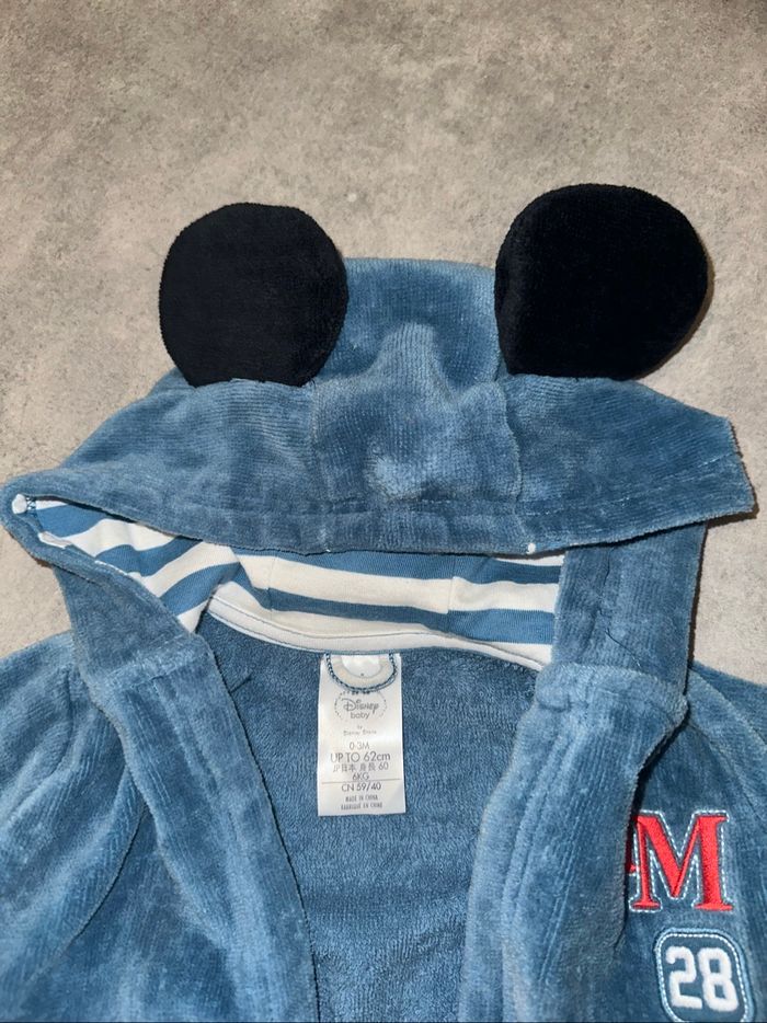 Peignoir Mickey taille 0-3 mois - photo numéro 3