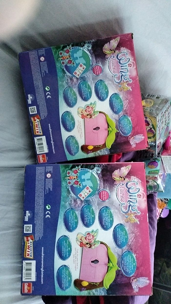 lot de deux maisons Shimmer Wing Fairies. - photo numéro 2