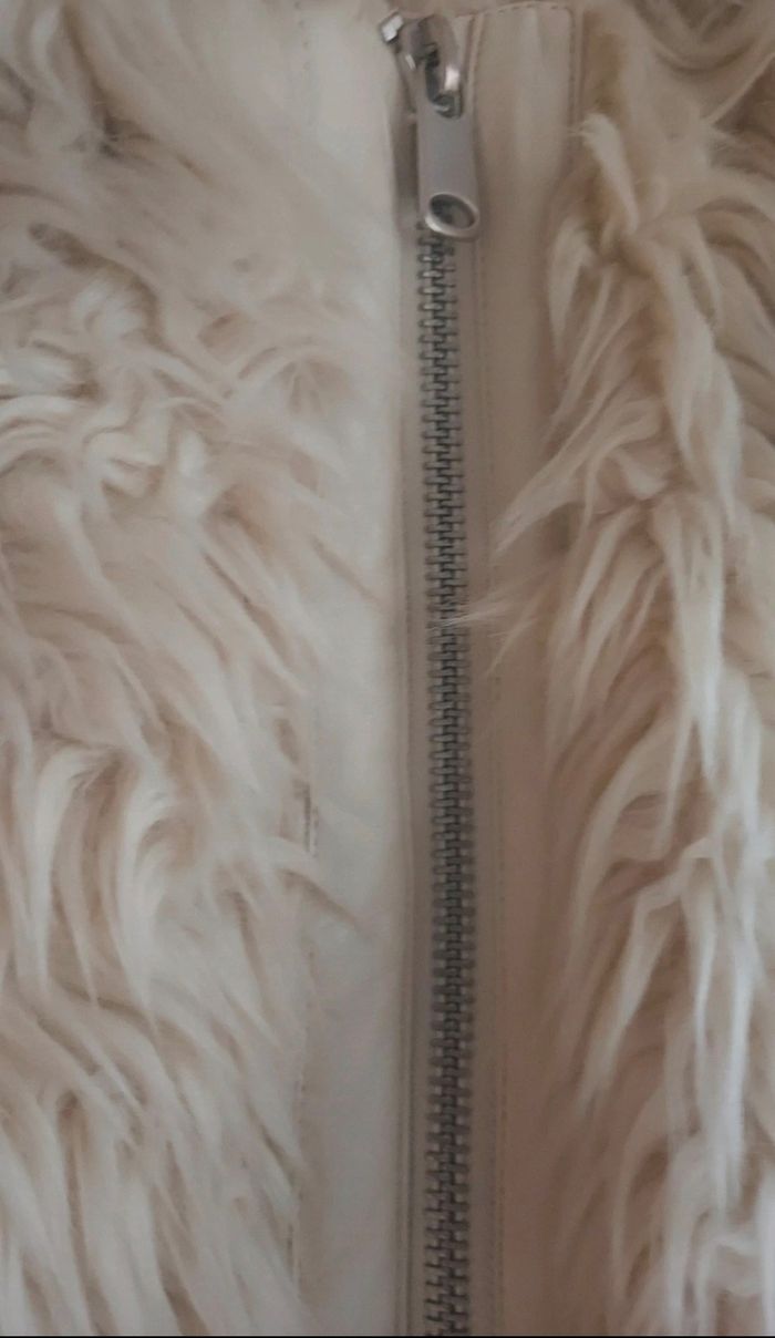 Manteau fausse fourrure H&M - photo numéro 4
