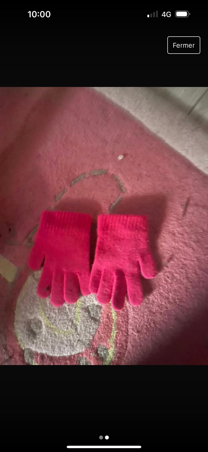 Paire de gants rose avec pompons - photo numéro 2
