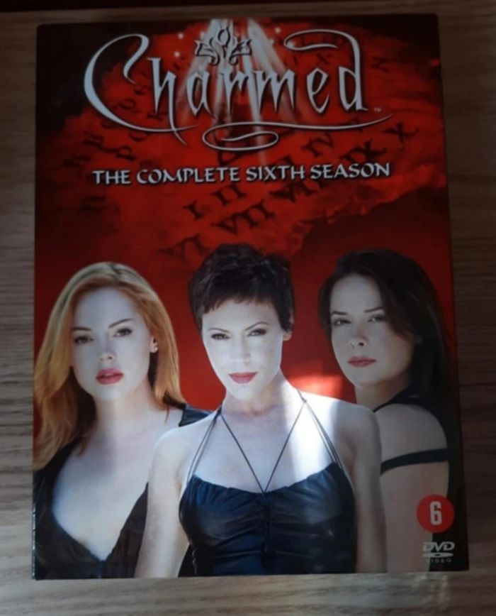 💿 Coffret Intégral Charmed – Saisons 1 à 8 (48 DVD) - photo numéro 9