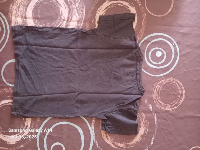 Tee-shirt - photo numéro 2