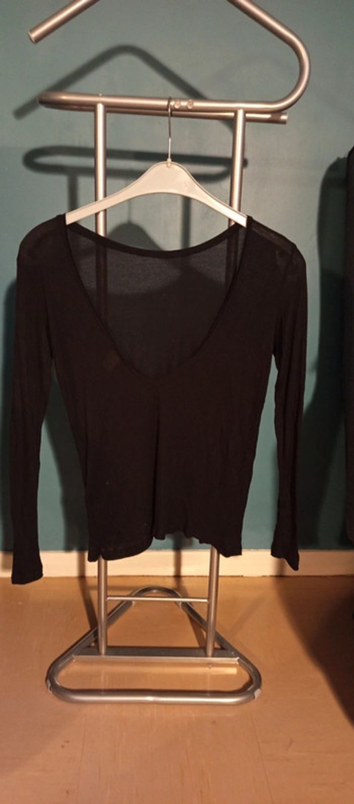 T-shirt femme dis échancré - photo numéro 2