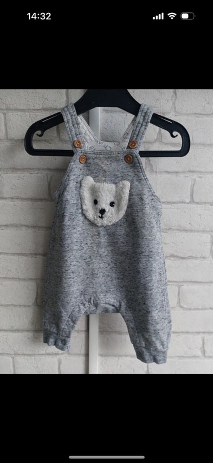 Salopette H&M taille 1 - 2 mois (56 cm)