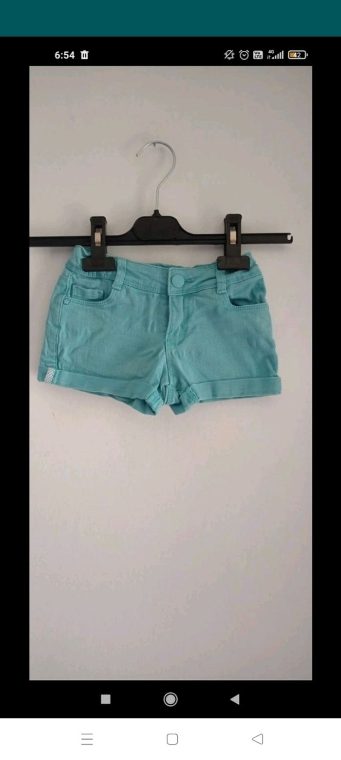 Short Okaïdi en 4 ans