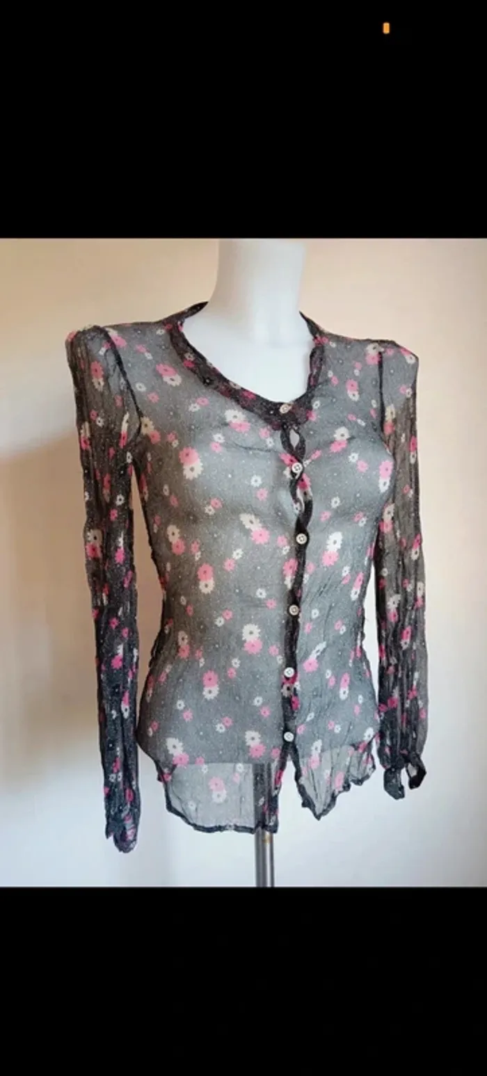 Cacharel "Chemisier en soie motif liberty" t.36 - photo numéro 2