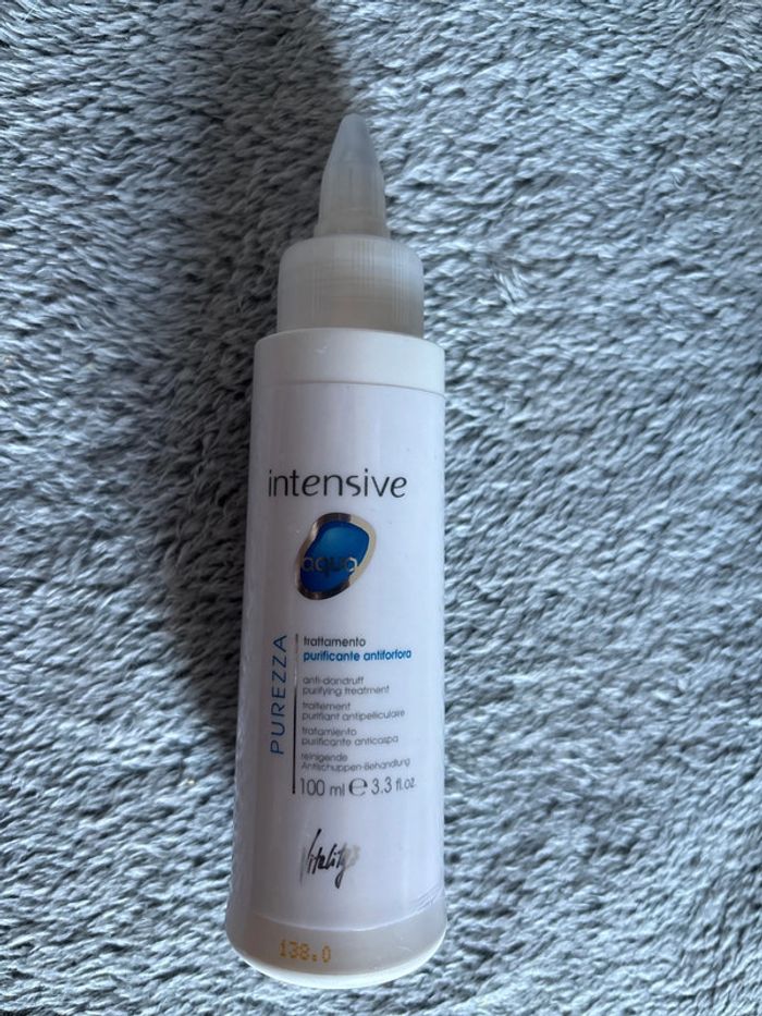 Vitality’s intensive purezza traitement anti pellicule