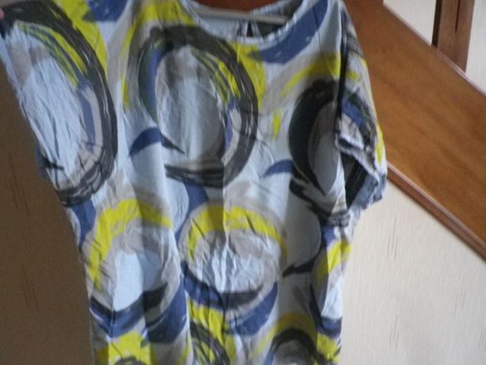 BLOUSE