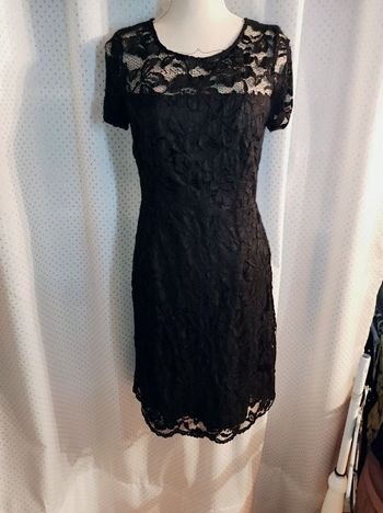 Robe dentelle noire 123, taille 42, TBE !