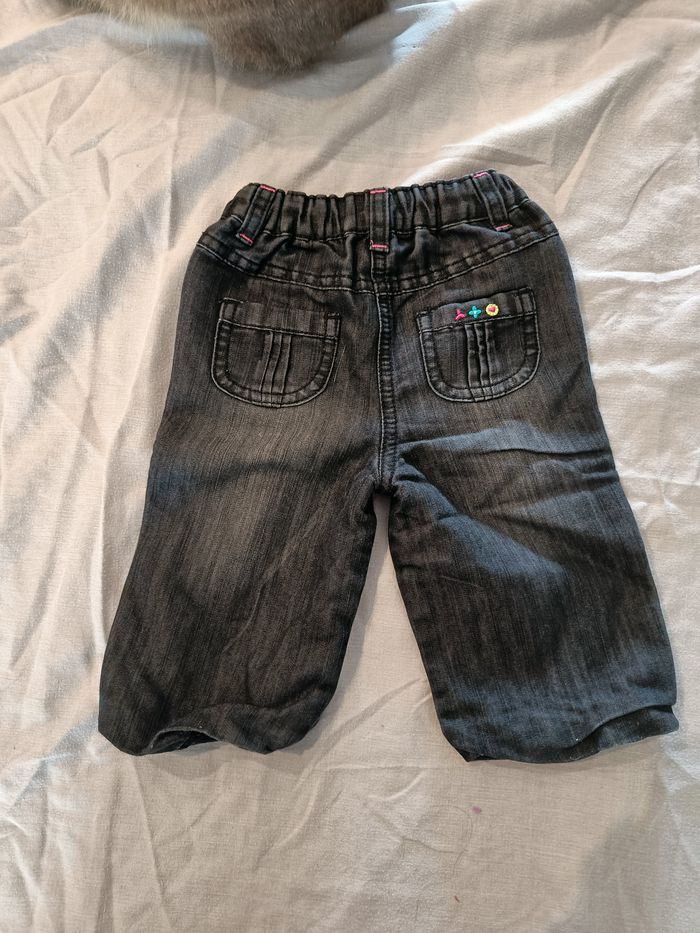 Jeans fille 6 mois - photo numéro 5