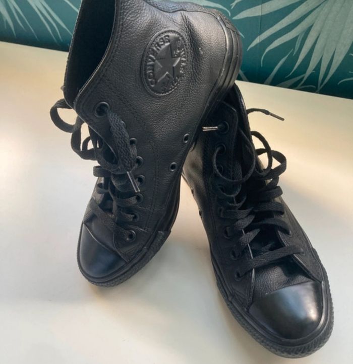 Converse hautes - photo numéro 2