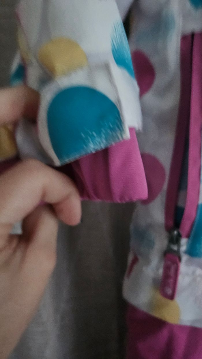 Combinaison de ski neuve 4 ans - photo numéro 5