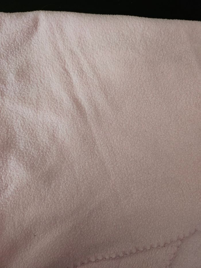 couverture 1m10x70 rose - photo numéro 2