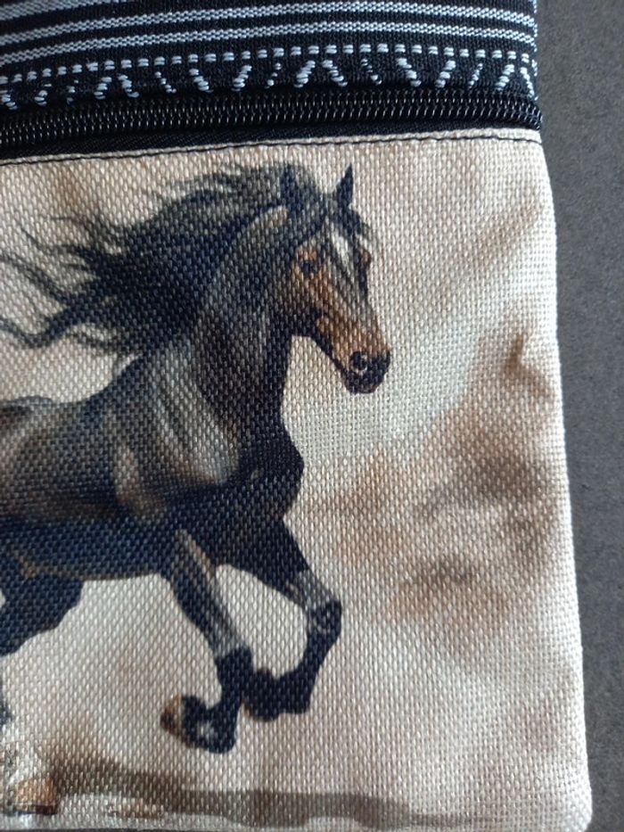 Pochette Bandoulière motif cheval - photo numéro 4