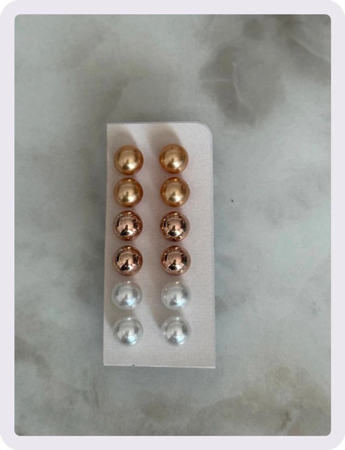 6 paires de boucles d’oreilles