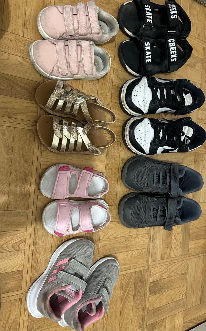 Lot chaussures enfants