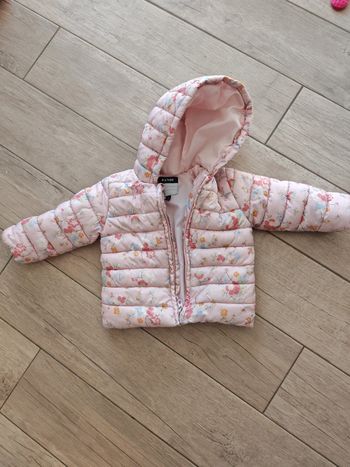 Doudoune légère à capuche fille 2 ans