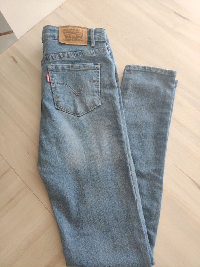 Jean Levi's 710 super skinny 12 ans fille ou garçon mixte comme neuf