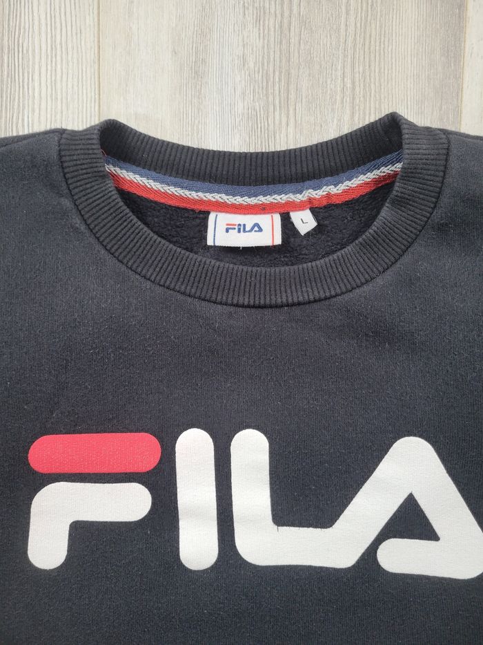 Sweat FILA noir – Logo XXL – Taille L – Excellent état - photo numéro 2