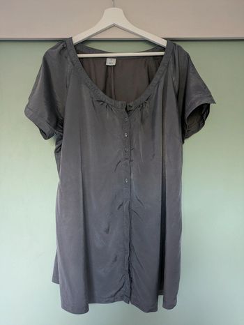 Haut gris satiné M&S mode T48
