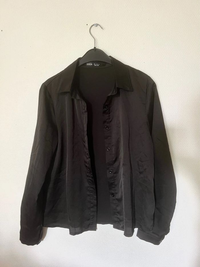 Chemise en satin
