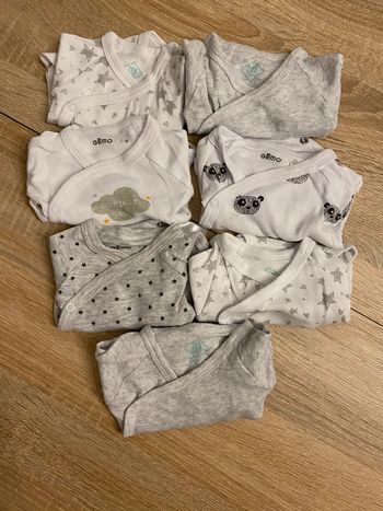 Lot 7 bodies naissance