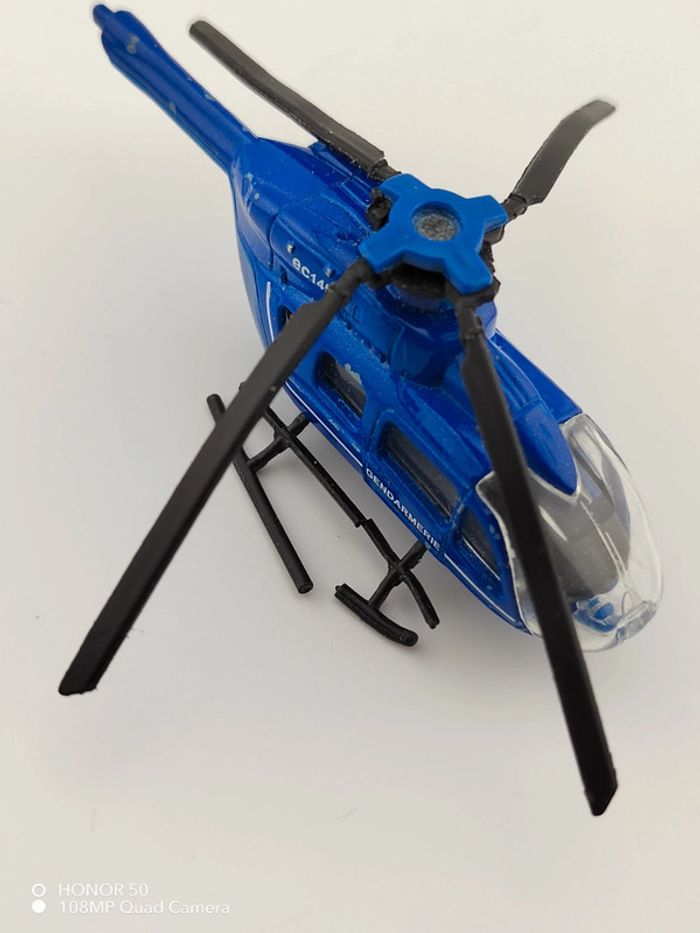 Hélicoptères miniatures - photo numéro 11