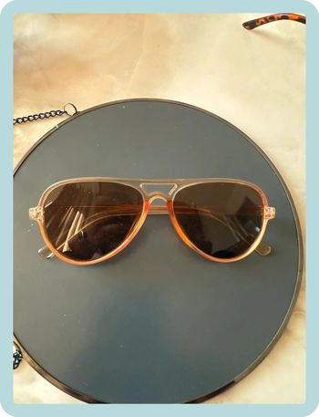 Lunette de soleil aviateur beige