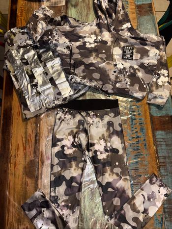 Ensemble DKNY fille 12 ans