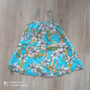 Robe turquoise à fleurs 3ans