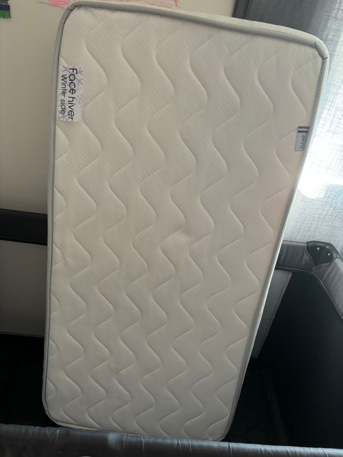 Lit enfant avec matelas - photo numéro 2