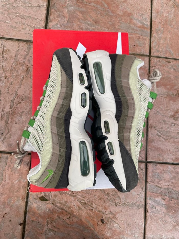 - air max 95 earth day vert