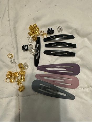 Lot de barrettes et bagues de cheveux