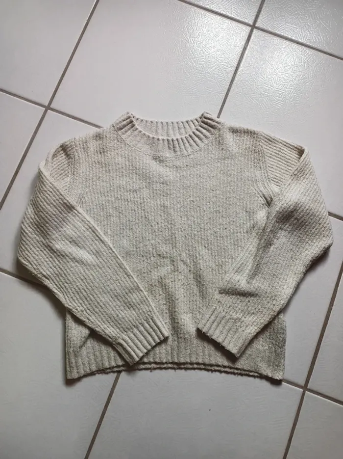 Pull fille beige crème légèrement pailleté doré
