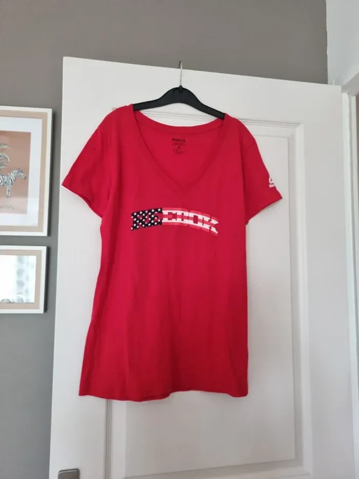 T shirt reebok rouge