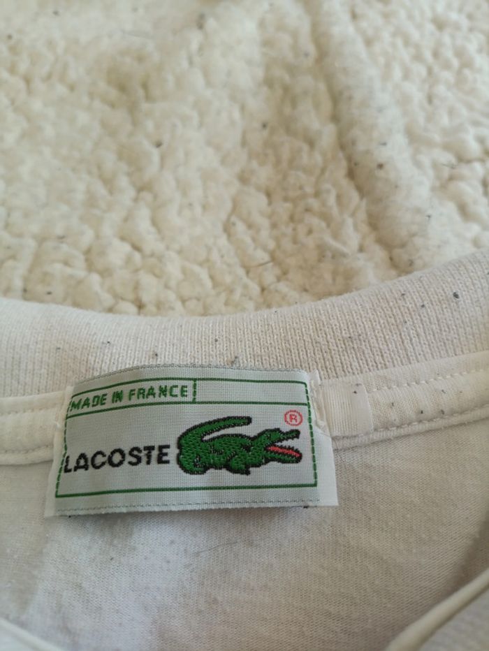 Polo Lacoste vintage blanc à rayures roses - Made in France - unisexe - photo numéro 3