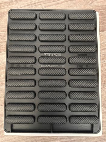 Moule 30 madeleines allongées OHRA