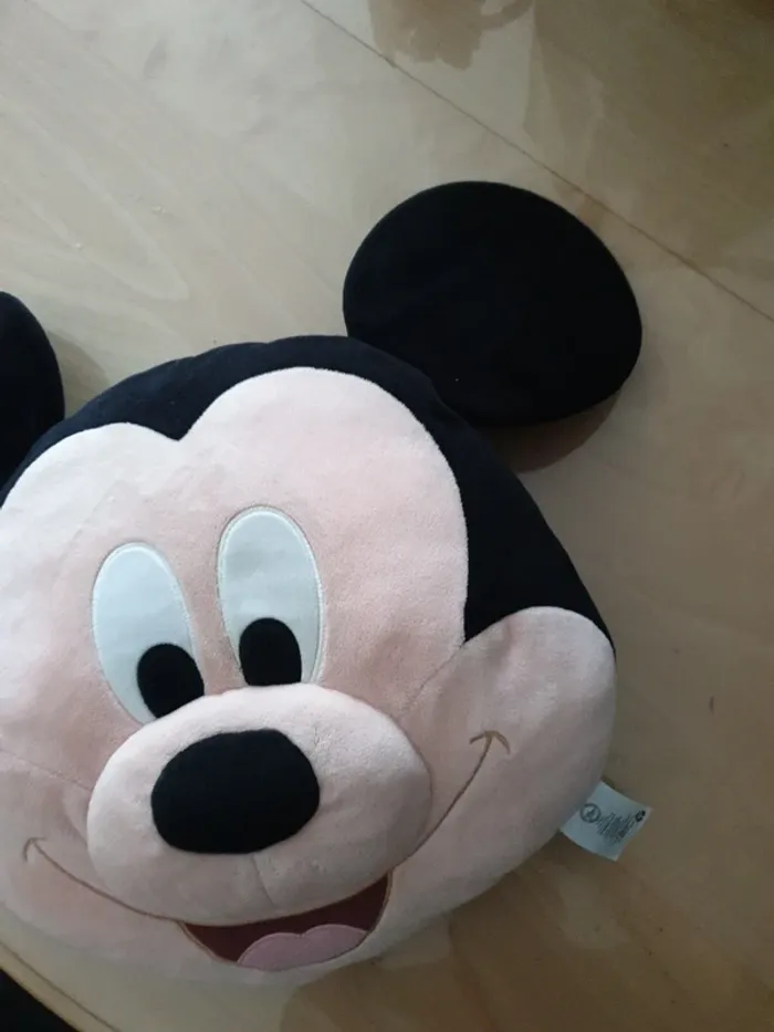 Coussin Mickey - photo numéro 3