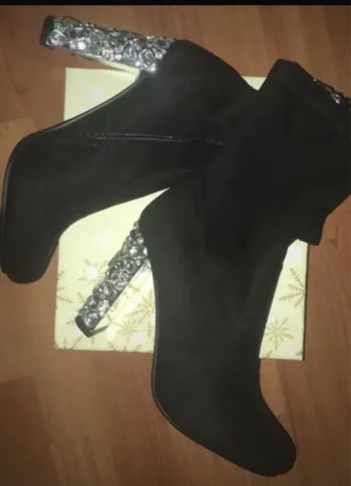 Bottines noires talons strass neuves 37 - photo numéro 2