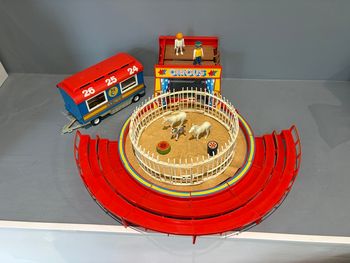 Playmobil cirque circus avec cage + roulotte des clowns gradin animaux personnages et accessoires