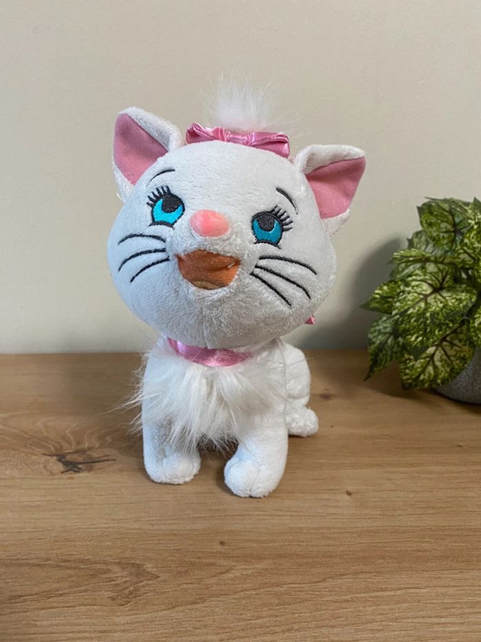 Doudou peluche chat blanc marie les aristochats Disneyland Paris