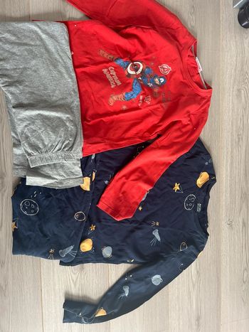Lot 2 pyjamas 10 ans