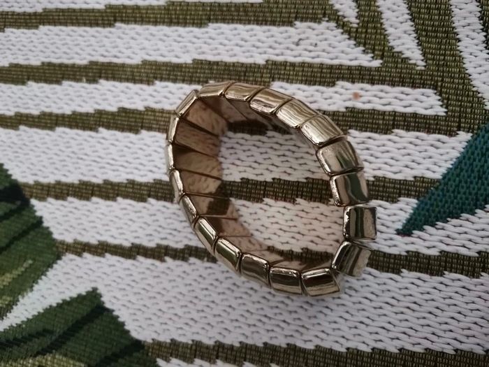 Bracelet doré - photo numéro 6