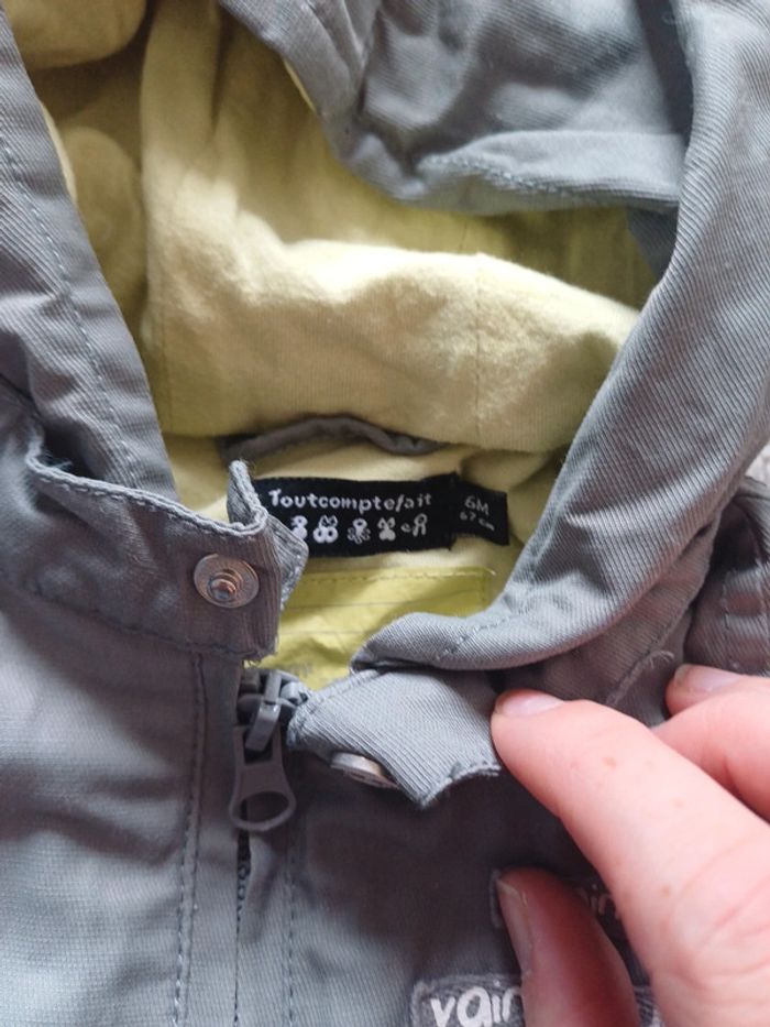 Veste / coupe vent grise et vert pomme 6 mois - photo numéro 4