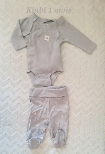Ensemble kiabi 1 mois