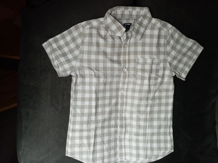 Lot de 7 vêtements été garçon 8 ans - photo numéro 3